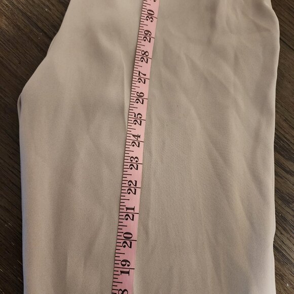 Vince Crepe Tailored Straight-Leg Pant NWT Tan Size 4 Loose threads - Picture 14 of 14